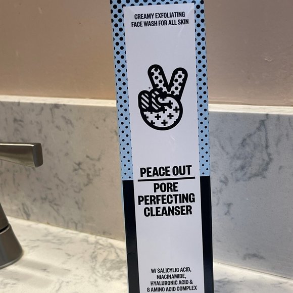 CLEANSER - Picture 1 of 1